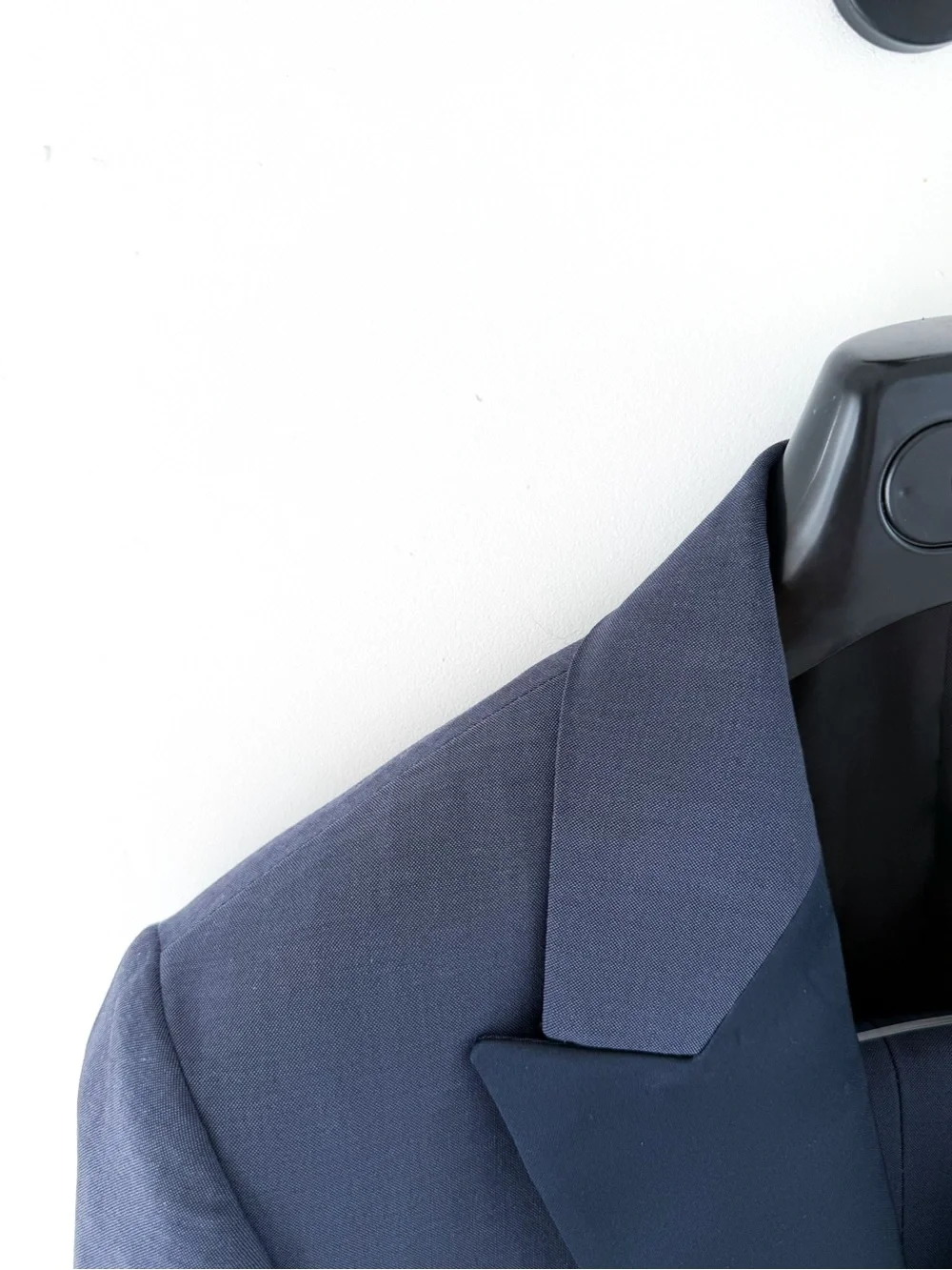 Paul Smith Men's Soho Fit Navy Peak Satin Lapel Suit Tuxedo Italian Wool 38R